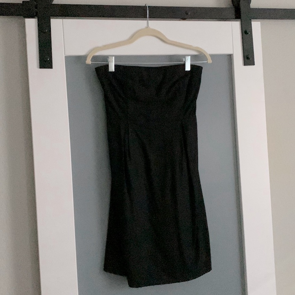 Old Navy Black Strapless Linen Dress